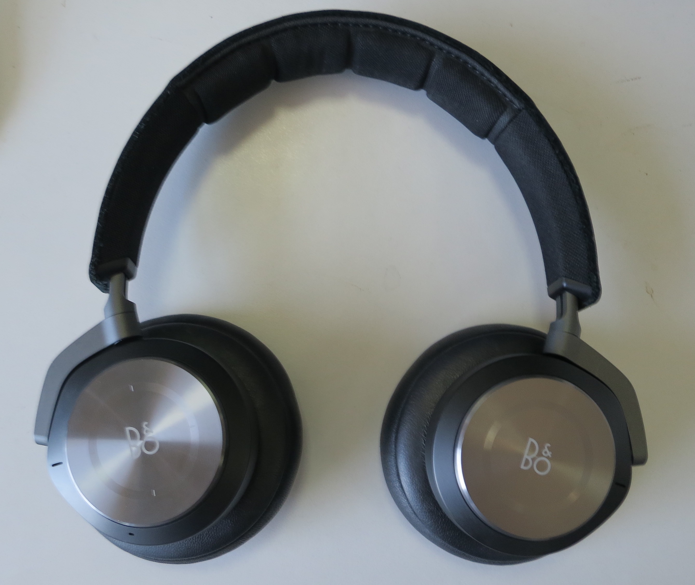 b&o_beoplay_h9i